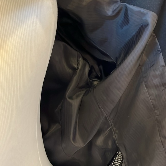 NWOT Elizabeth and James Ostrich feather blazer - Picture 11 of 12